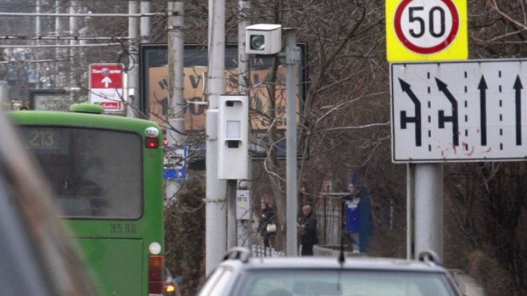 Камери хващат по няколко нарушения на пътя наведнъж