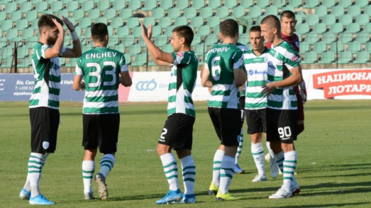 Илиан Илиев определи групата за мача с Етър