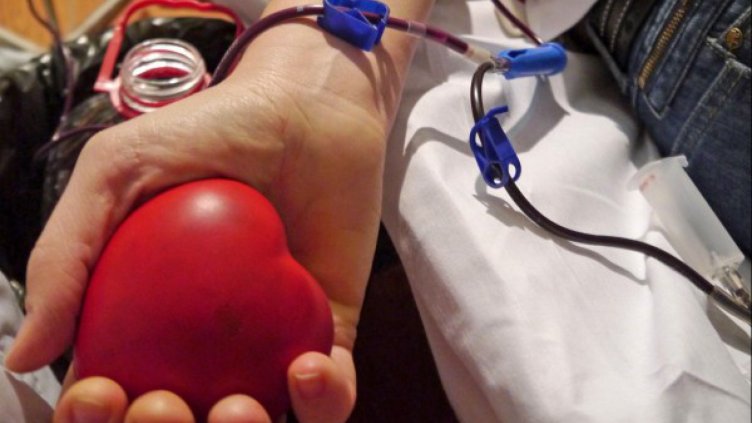 По български: Близки на пациенти не могат да дарят кръв