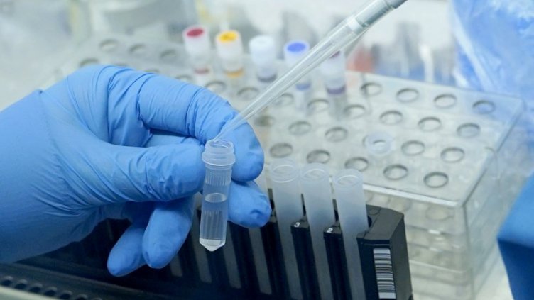 4-годишно с висока температура пристигна в София