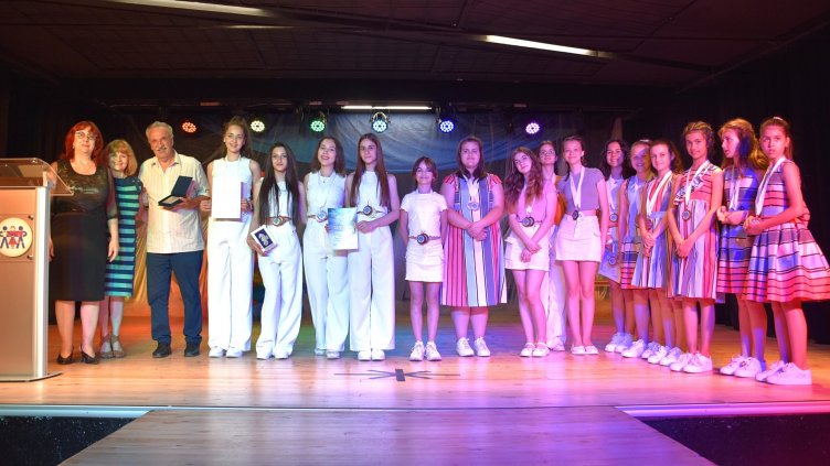 Връчиха наградите на конкурса „Морско конче"