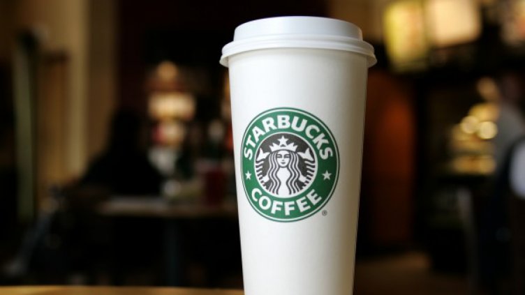 Чиновниците се скатават: Тук кафенце, там кафенце