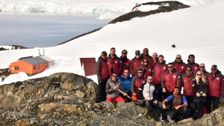 Изпращаме 25-та антарктическа експедиция