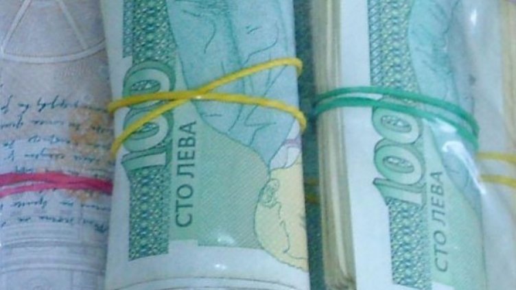 Съдят 93-годишен за лихварство и укриване на данъци