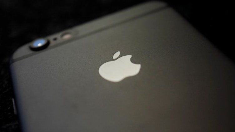 САЩ иска закон срещу компании като Apple