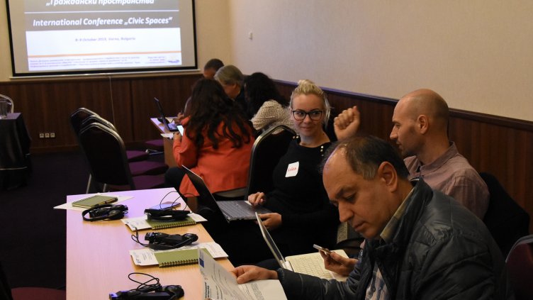 Във Варна НПО от 6 страни обсъждат как да не им ограничават свободата(Снимки)