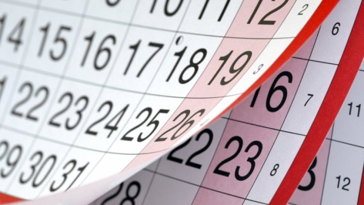 Вижте почивните дни за 2015 г.