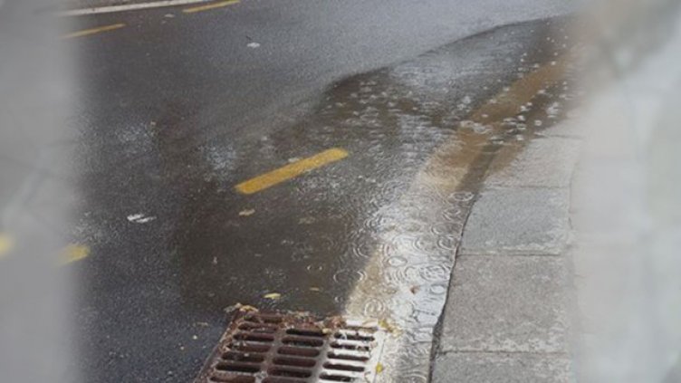 Първият дъжд показа проблеми по новоремонтиран булевард в София