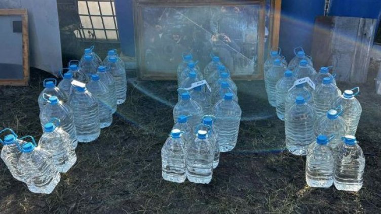 Варненските митничари иззеха половин тон ракия след сигнал