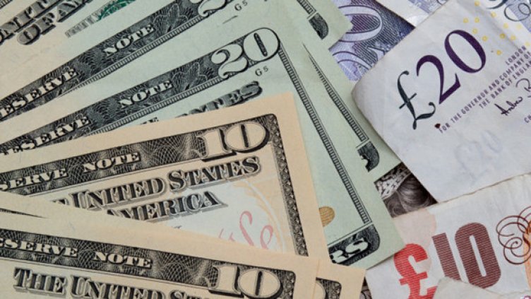 Доларът тръгна нагоре след спада в петък