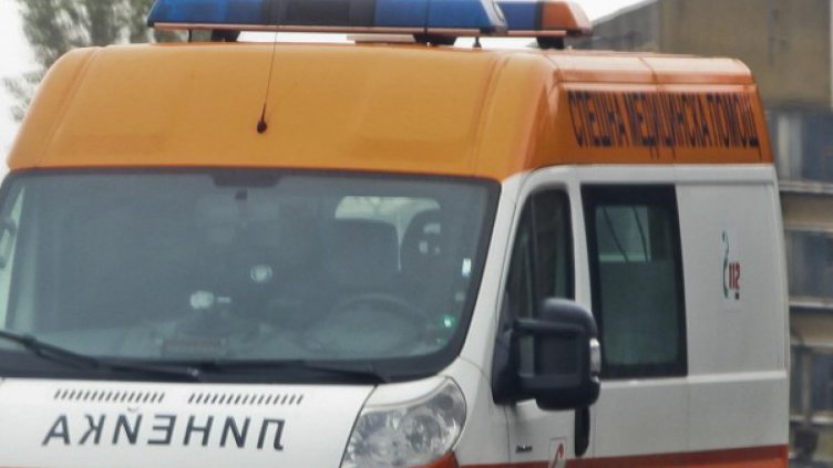 Мъж загина след скок от четвъртия етаж