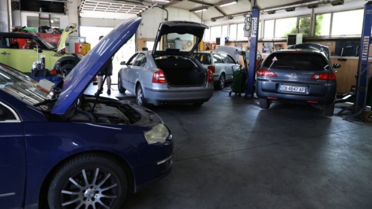 Гвоздейков: Няма хаос с техническите прегледи