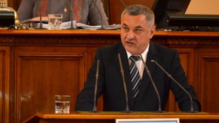 Валери Симеонов поиска ГЕРБ да направят ново правителство с друг премиер
