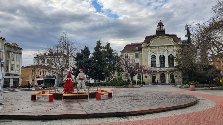 Сигнал от Пловдив: Общината съди заведение за огромен наем в дните на локдаун