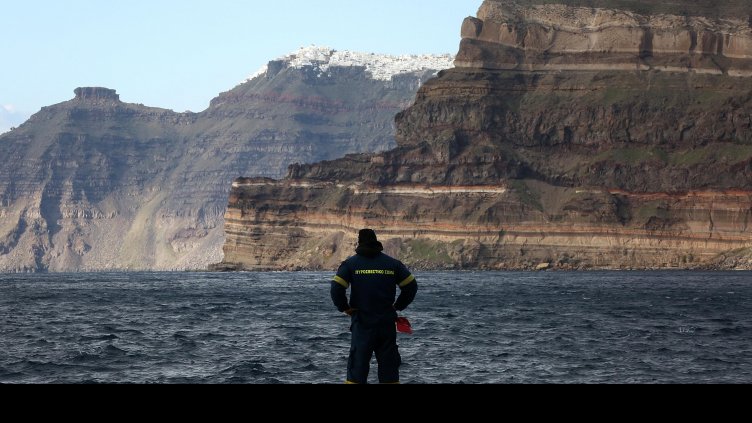 Намалява броят на земетресенията в Санторини