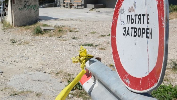Скъсяват сроковете за ремонта на пътя Аспарухово - Галата