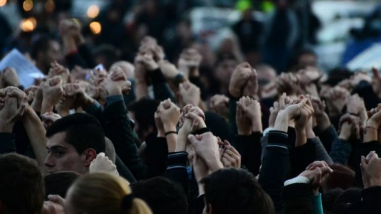 Студентите vs. Сидеров. Другото лице на протеста им