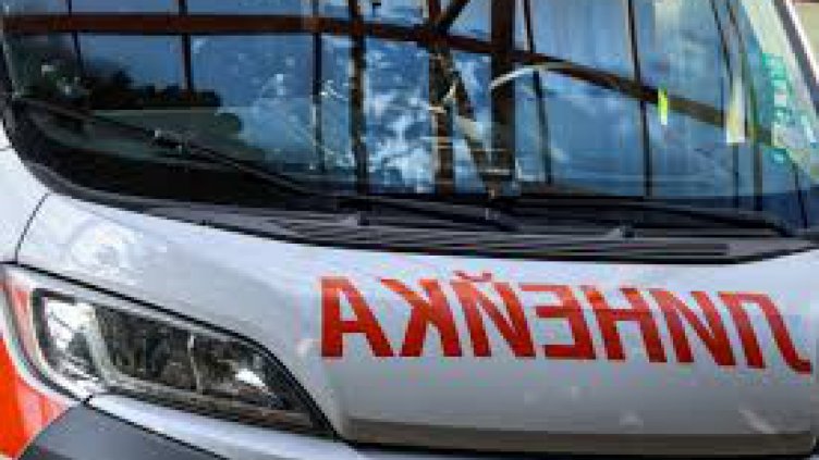 Майка и дете пострадаха при ПТП между три коли на пътя София-Варна 