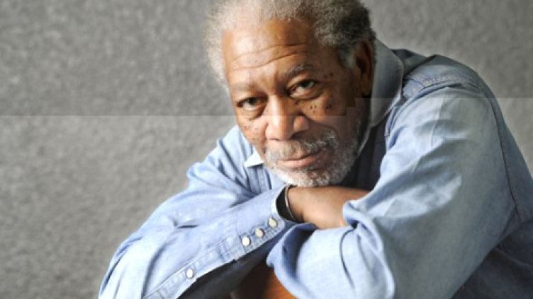 Морган Фрийман подкрепя Хилъри