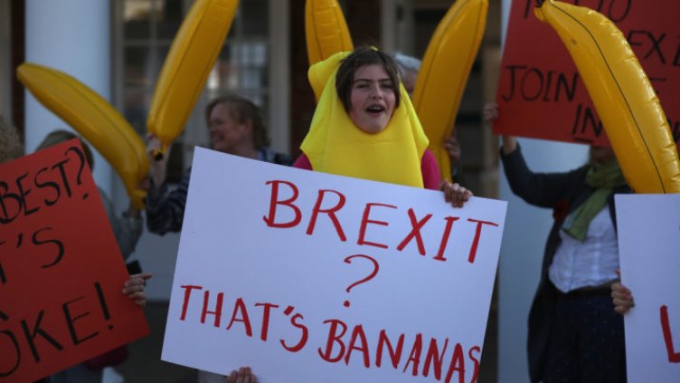 Британците срещу Brexit, искат нов референдум 