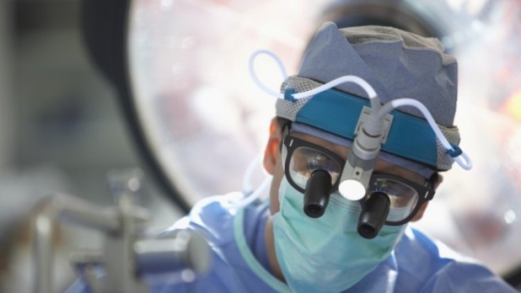 Мъж в мозъчна смърт дарява живот на трима болнии