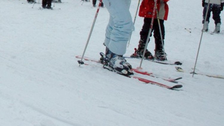 Дете пострада тежко при инцидент на писта в Пампорово