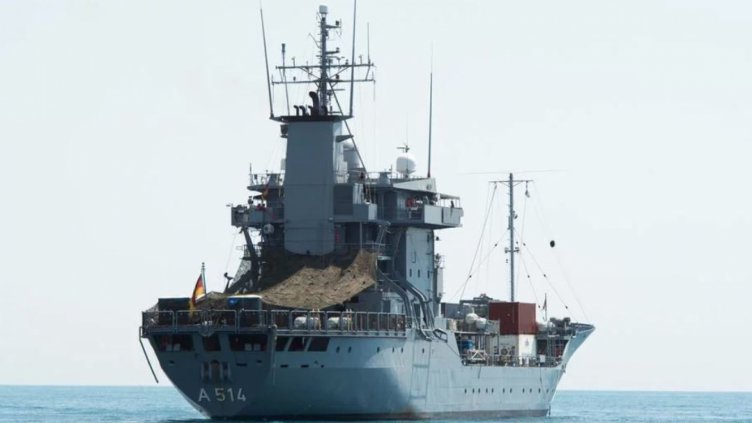 Германски боен кораб идва във Варна и Бургас