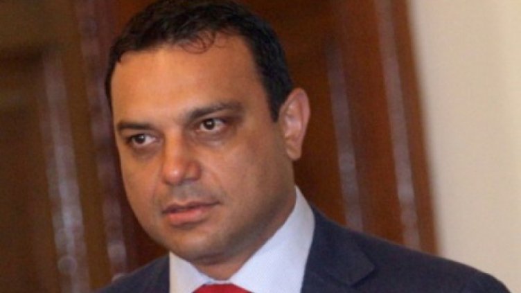 Министър Московски: Гръцката държава не може да прибере 50 пияни фермери