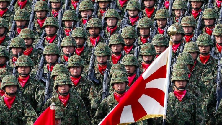 Япония се мъчи да увеличи армията си заради страх от Китай