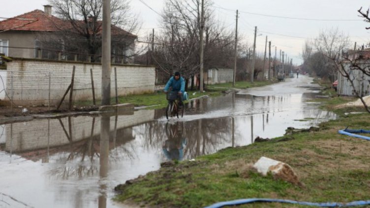 Имаш ли над 500 лв. в банка, не дават помощи при бедствия