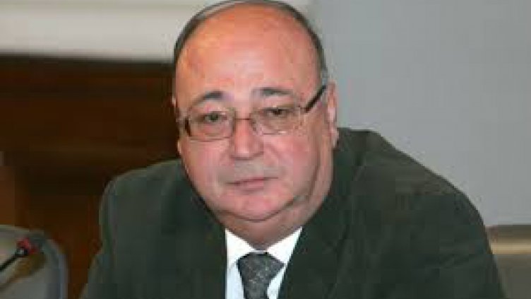 Съпругата на Сертов поиска спиране на издирването му