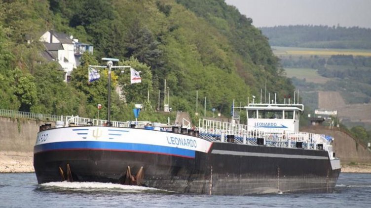 Товарен кораб се разцепи в Черно море