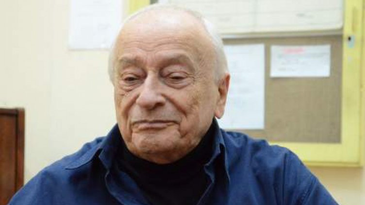 Почина театралният критик и историк Василен Васев