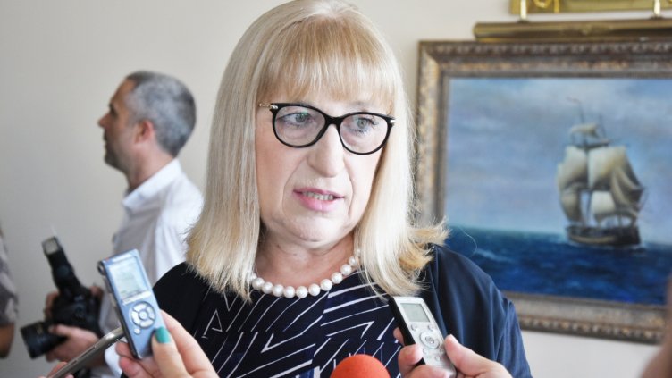 Цецка Цачева: Готвят се промени за разтоварване на съдилищата