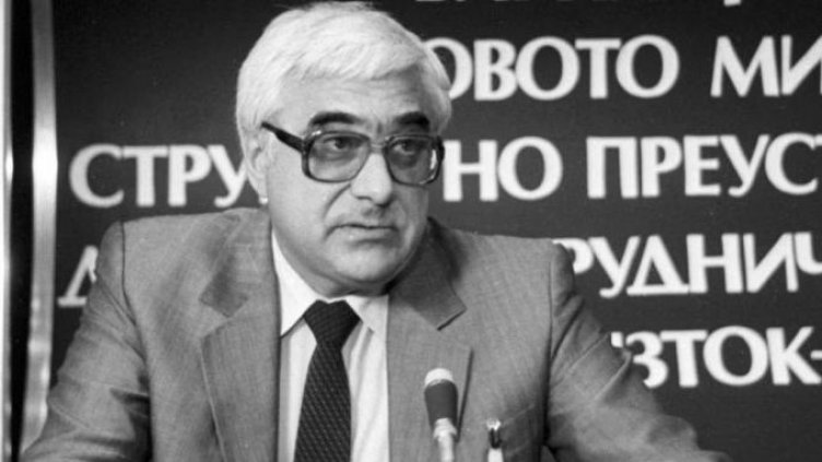 Красавици с невероятна съдба - внучките на Луканов (СНИМКИ)