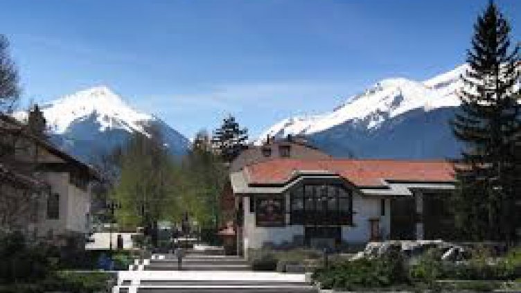 Кризата разори един от първите хотелиери в Банско