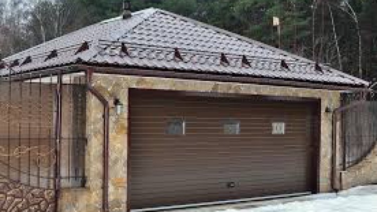 Какво има в гаража? - Ааа, нищо, втората ми жена!