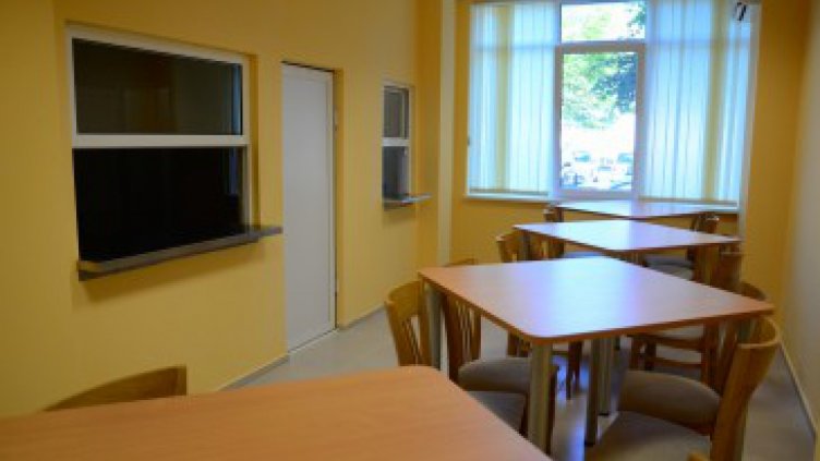 Трима са настанени в Приюта за бездомни през денонощието