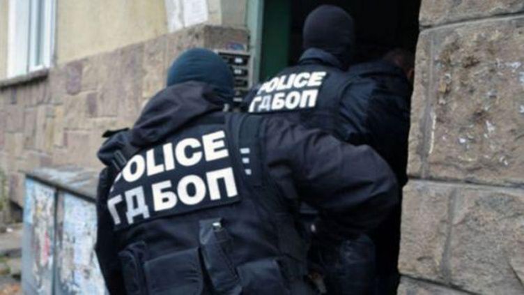 Задържаха рекордно количество оръжия