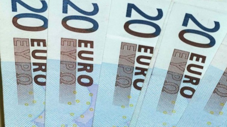 ЕС отпуска €800 млн. на Гърция за просрочени задължения