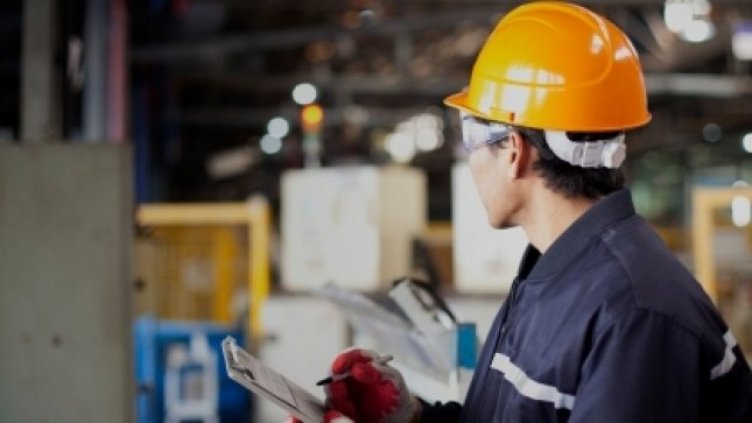 Държавата ще обучава 300 безработни 