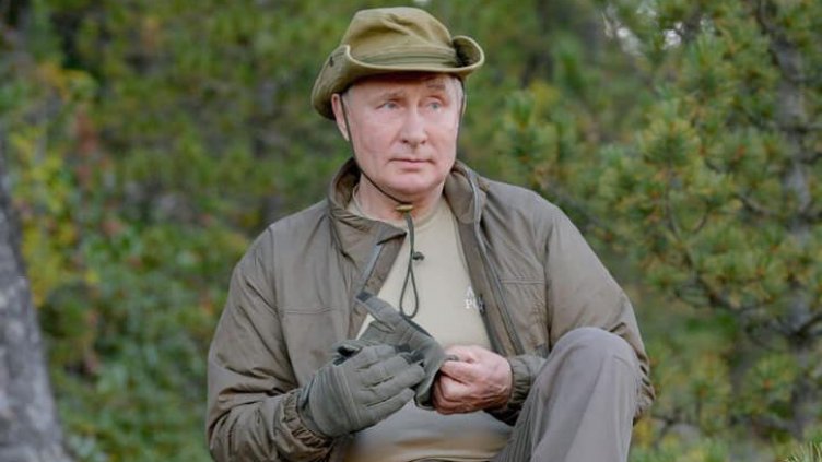 "Алфа Рисърч": 48% от българите не одобряват Путин