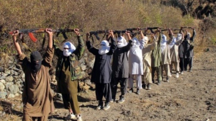 Ал Кайда се завръща, твърди "Ню Йорк таймс"