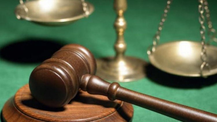 Варненец, заработвал като травестит, влиза зад решетките за грабеж