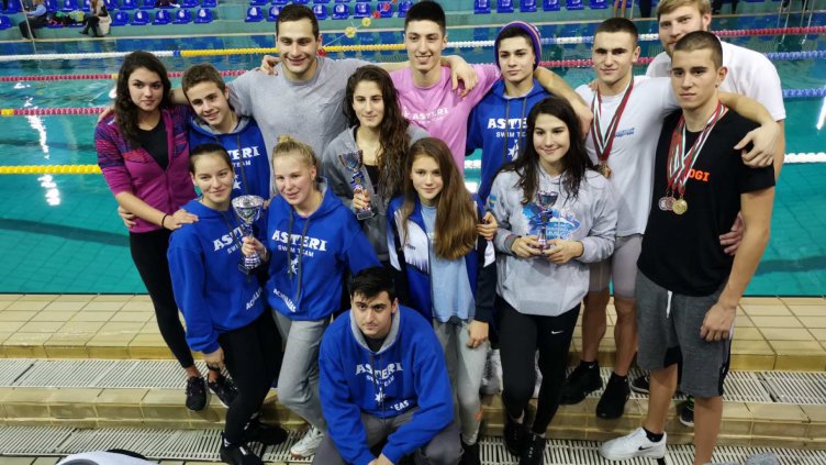 &bdquo;Астери&ldquo; завърши годината с вицешампионска титла в комплексното класиране на мъже и жени