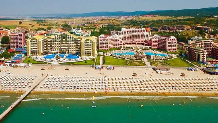 Ваканционните имоти в България губят инерция