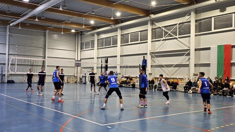 Ясни шампионите по баскетбол и волейбол в Ученическите игри във Варна