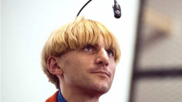 ВИДЕО: Признаха Нийл Харбисън за киборг