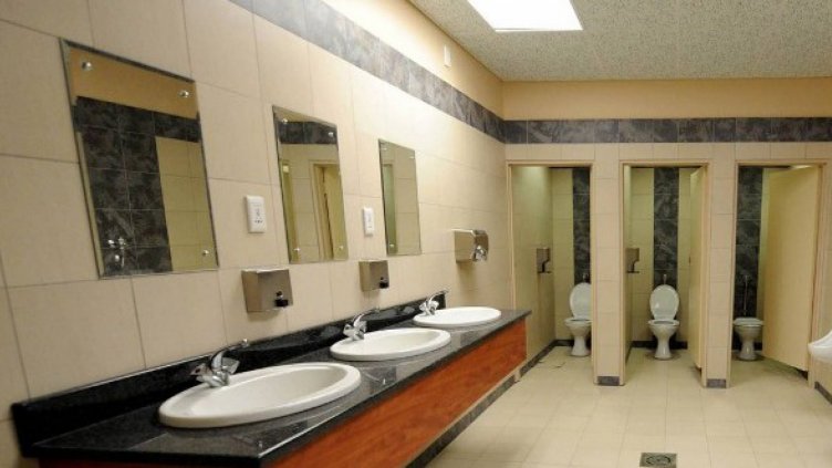 Родители настояват за хигиена в училищните WC-та