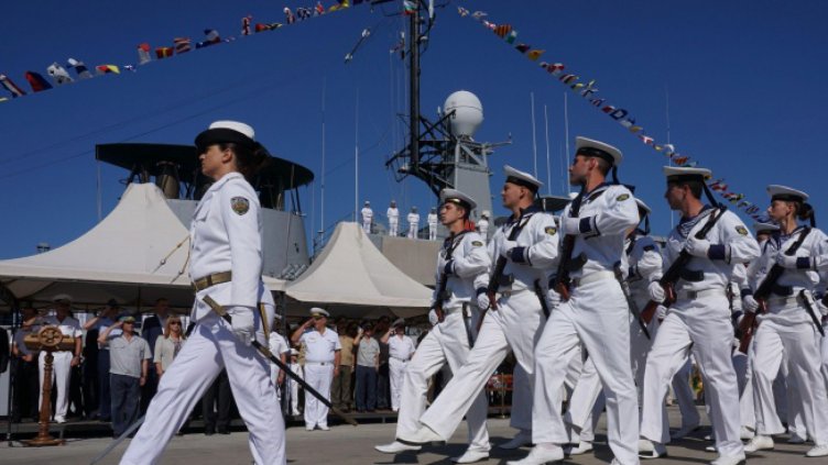 Днес е кулминацията на тържествата по повод 141-годишнината на ВМС